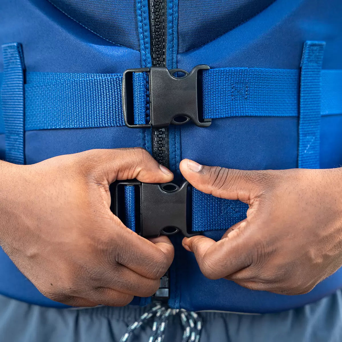 Hyperlite Men’s Life Vest Adjustable Water Sports Life Jacket