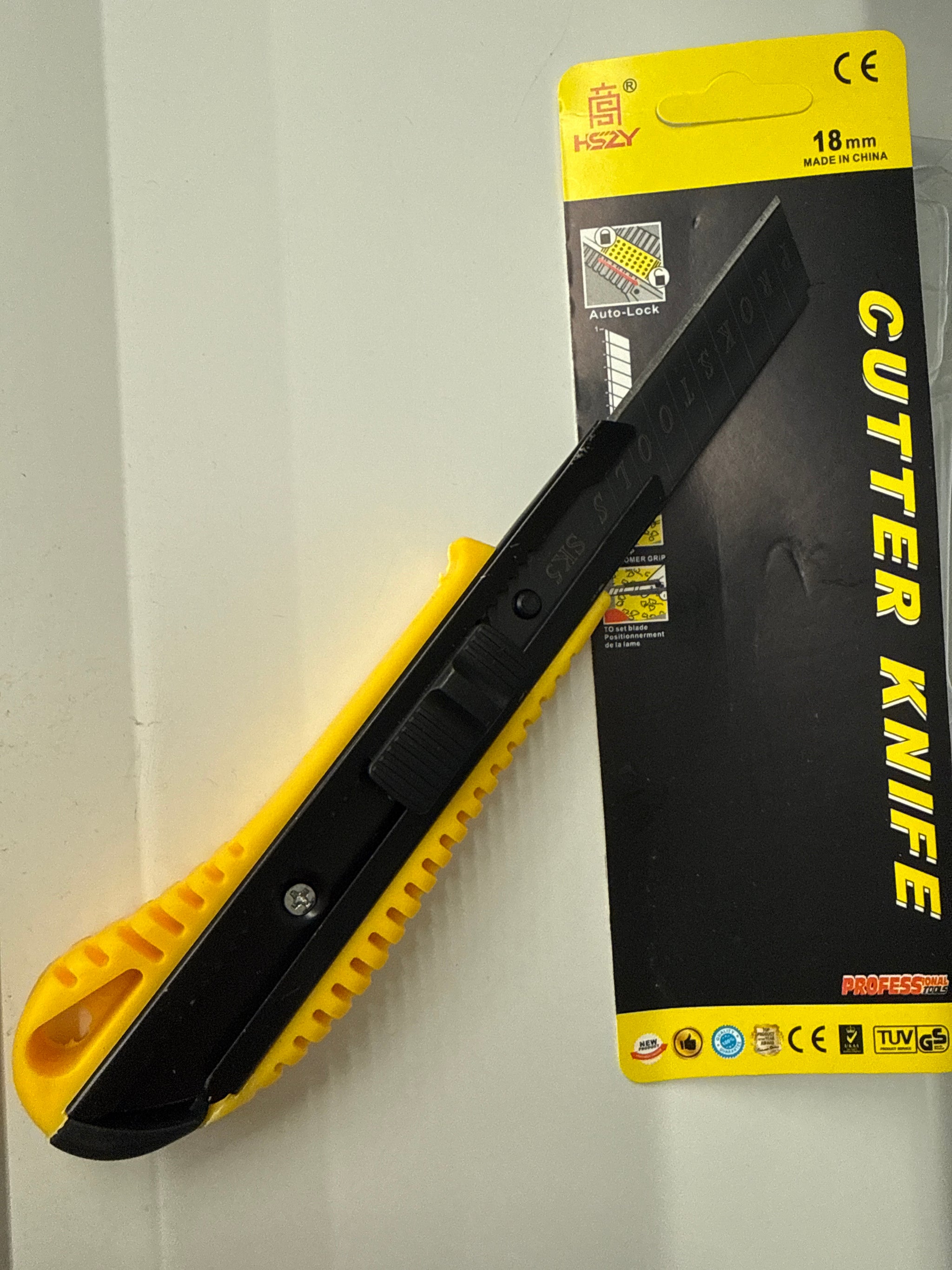 HSZY Professional Utility Cutter Knife – Heavy Duty Snap-Off Blade 18mm