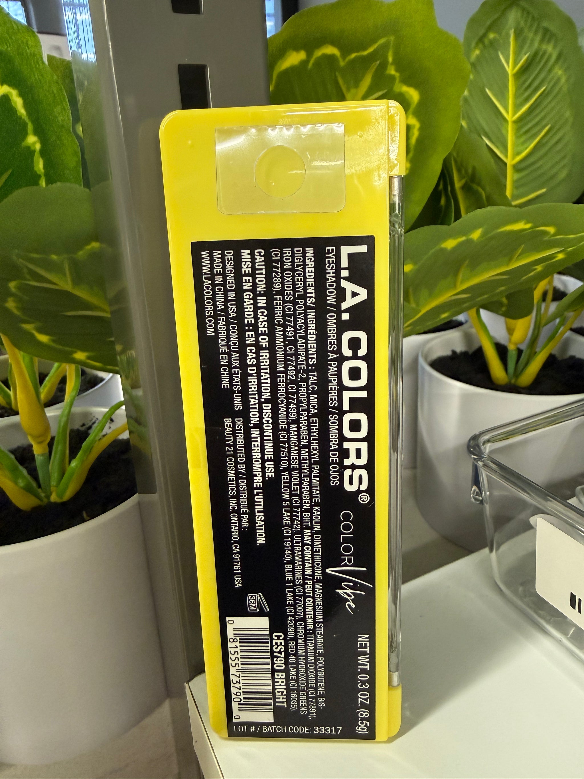 LA Colors Vibe Bright Eyeshadow Palette – 12 Shades